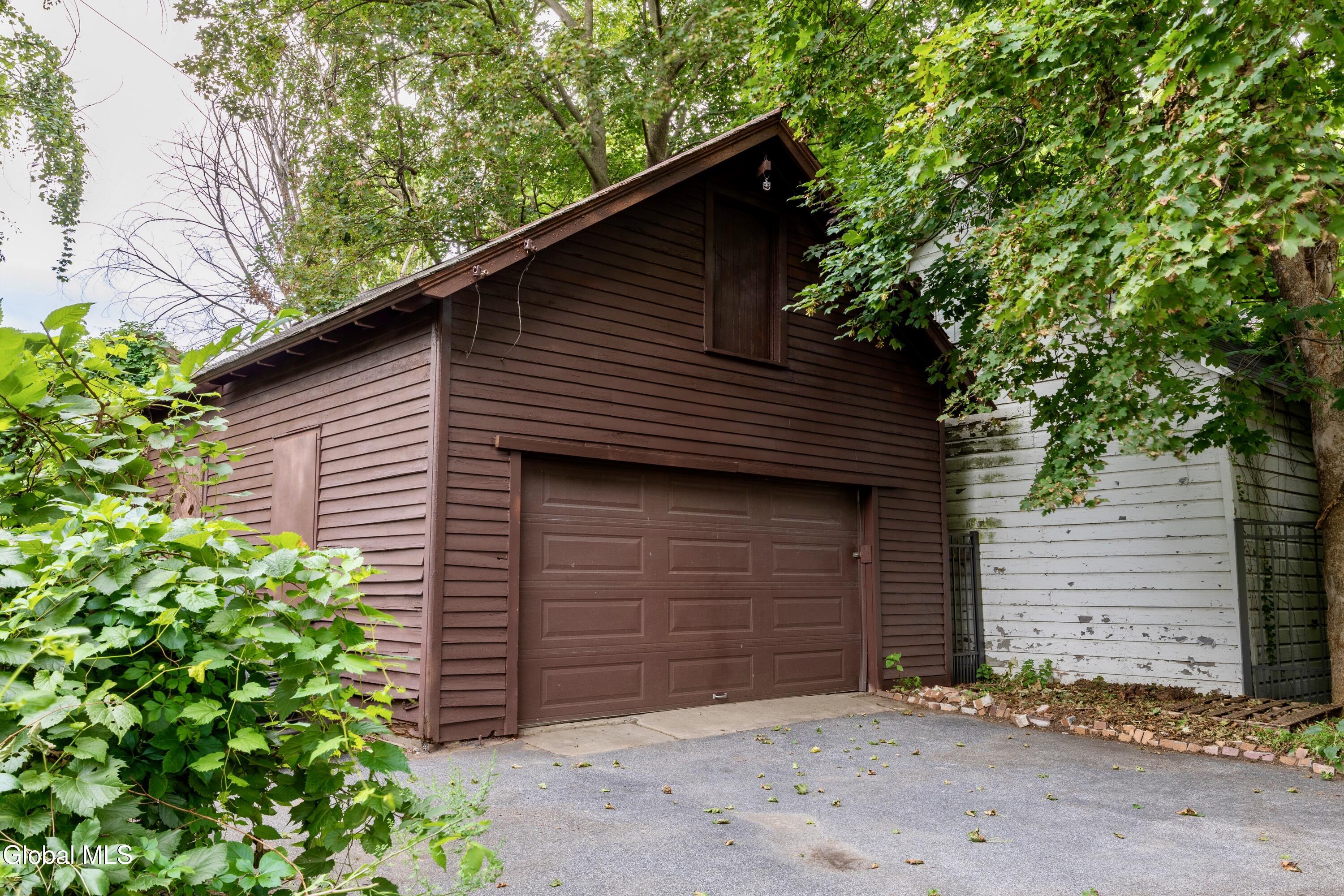 6 Morris Avenue Schenectady NY 12308