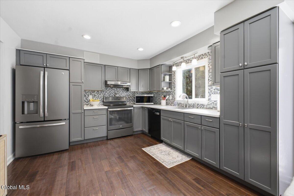 20 Hidden Hills Drive Queensbury NY 12804