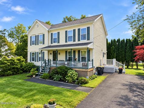 44 Cordell Road Colonie NY 12304