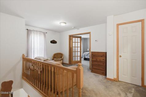 44 Cordell Road Colonie NY 12304
