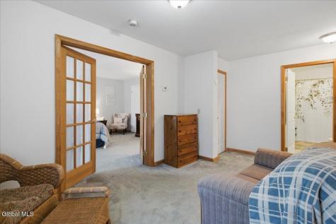 44 Cordell Road Colonie NY 12304