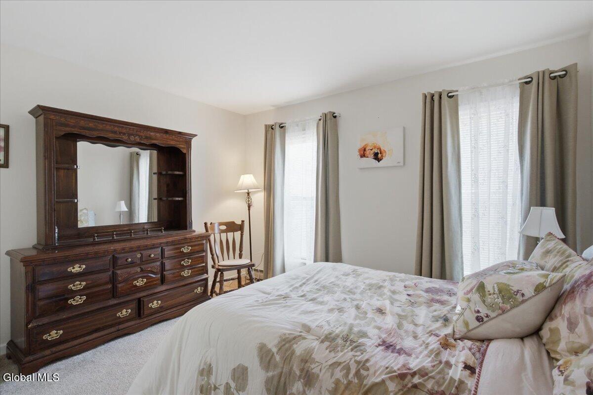 44 Cordell Road Colonie NY 12304