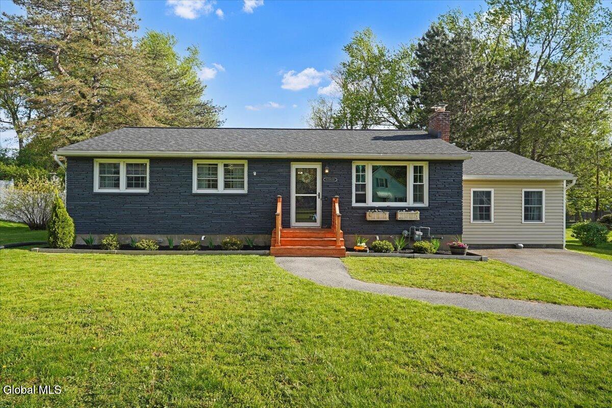 4 Wilson Drive Glenville NY 12302
