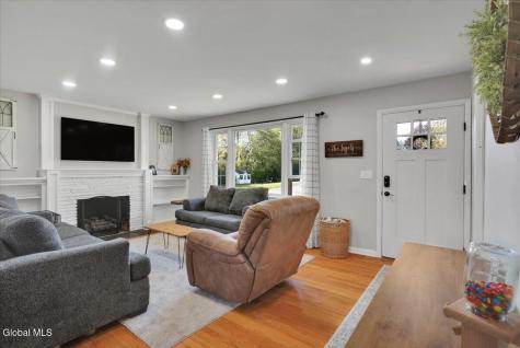 4 Wilson Drive Glenville NY 12302