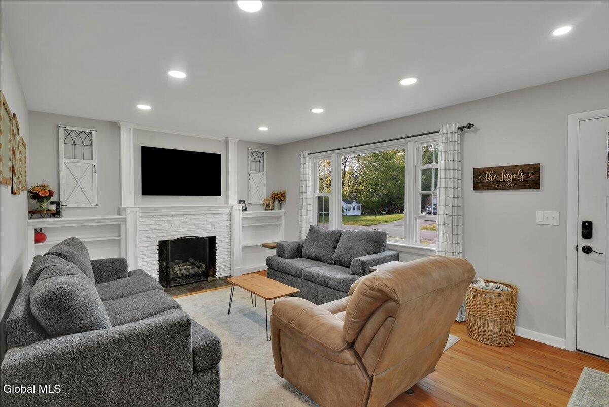 4 Wilson Drive Glenville NY 12302