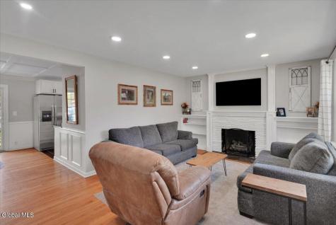 4 Wilson Drive Glenville NY 12302