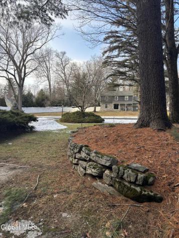 10 N Nottingham Way Clifton Park NY 12065