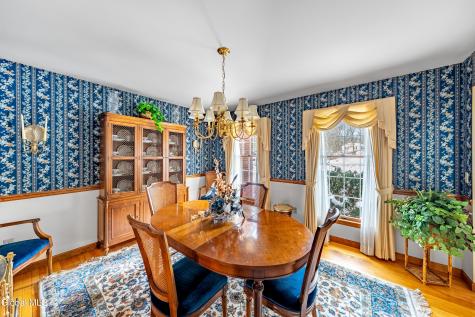 10 N Nottingham Way Clifton Park NY 12065