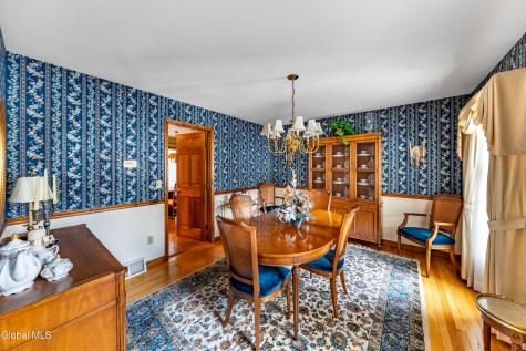 10 N Nottingham Way Clifton Park NY 12065