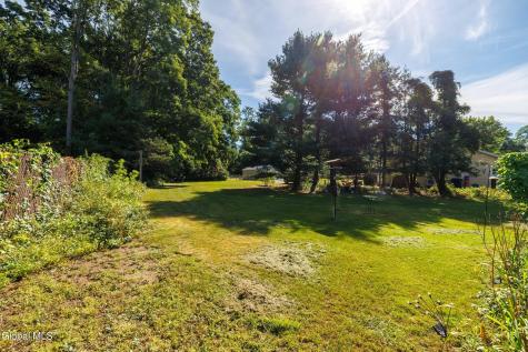 127 Sylvia Lane Schenectady NY 12306