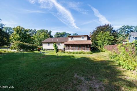 127 Sylvia Lane Schenectady NY 12306