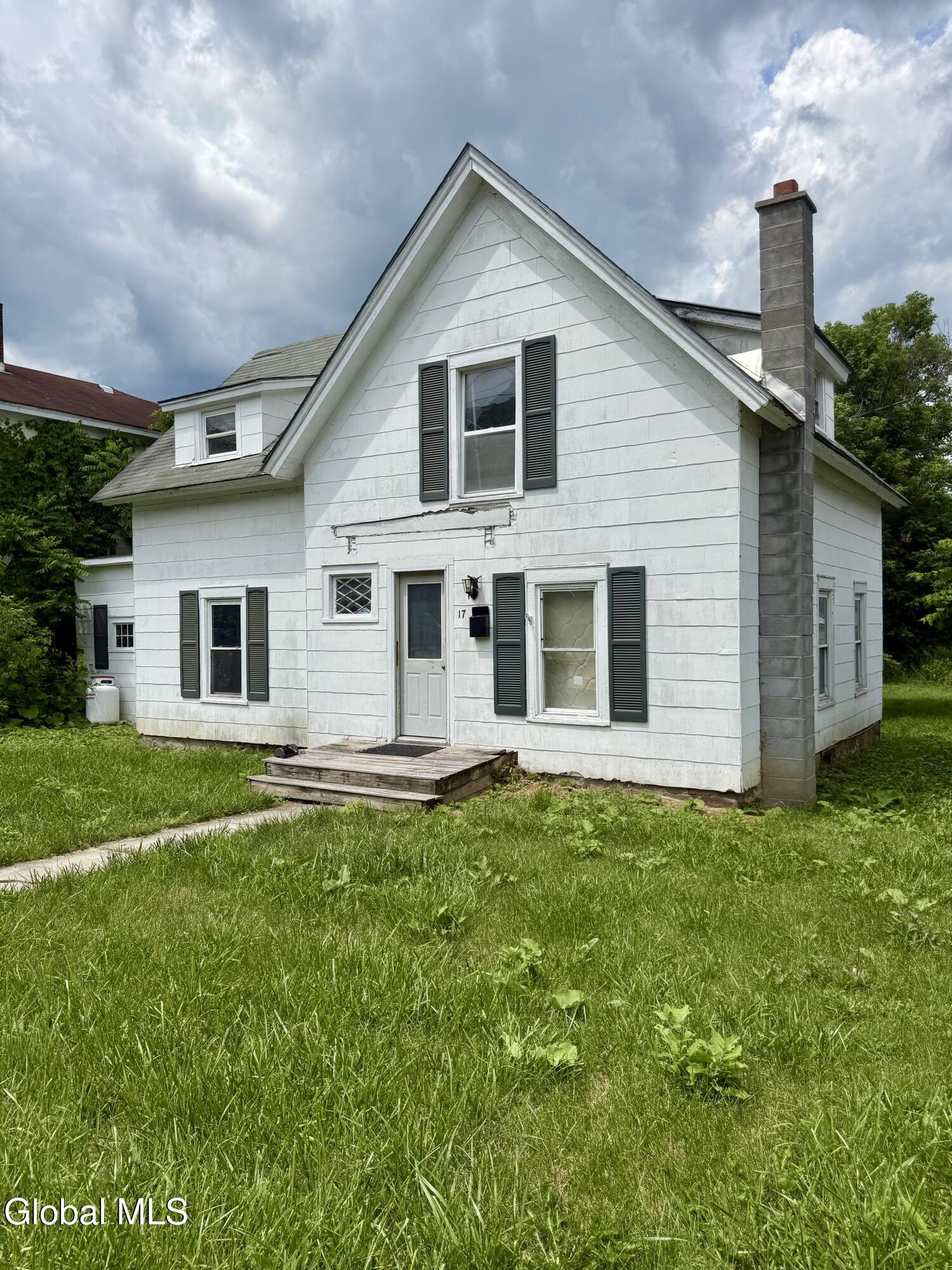 17 Algonkin Street Ticonderoga NY 12883
