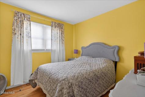 2158 Robinwood Avenue Schenectady NY 12306