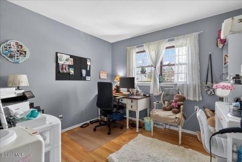 2158 Robinwood Avenue Schenectady NY 12306