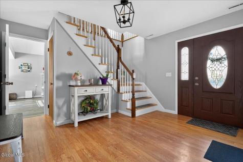 2158 Robinwood Avenue Schenectady NY 12306