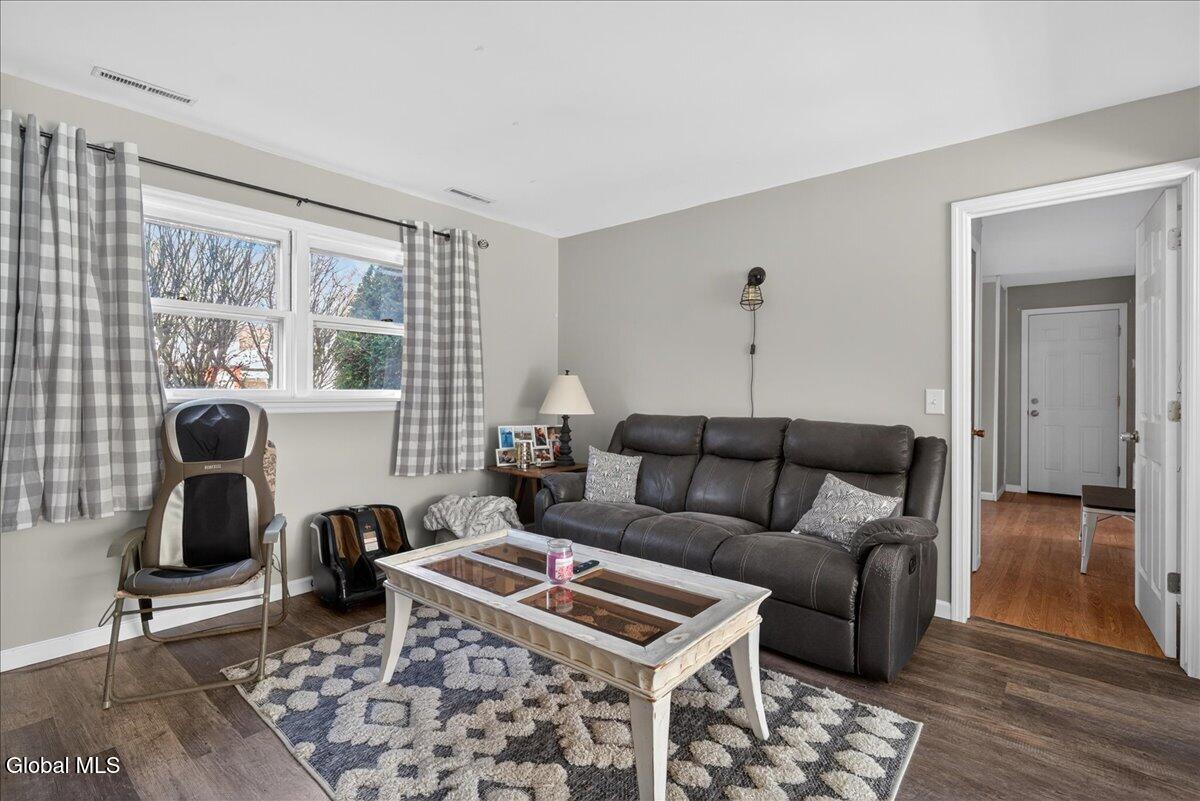 2158 Robinwood Avenue Schenectady NY 12306