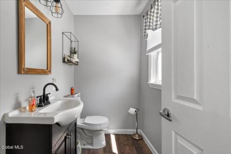 2158 Robinwood Avenue Schenectady NY 12306