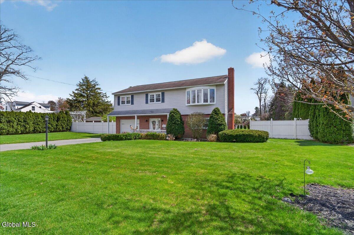 2158 Robinwood Avenue Schenectady NY 12306
