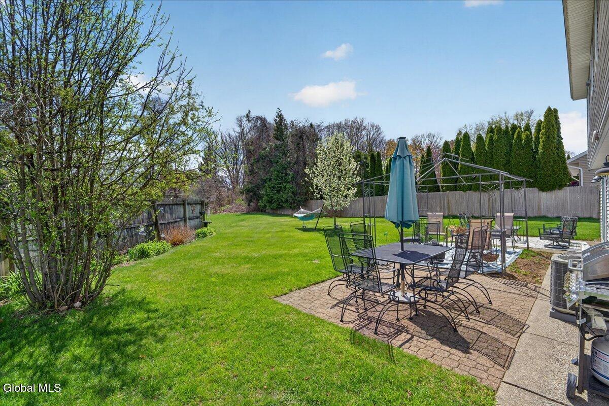 2158 Robinwood Avenue Schenectady NY 12306