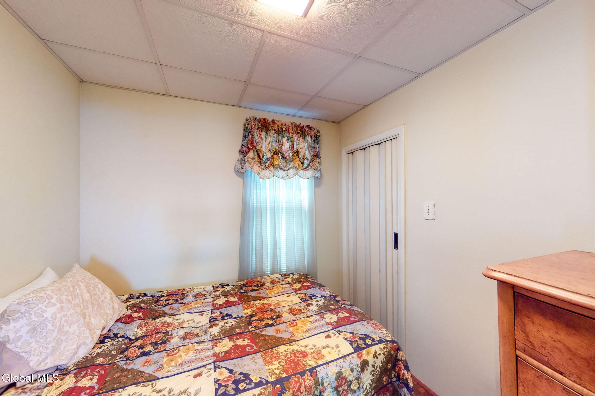 31 W 11th Avenue Gloversville NY 12078