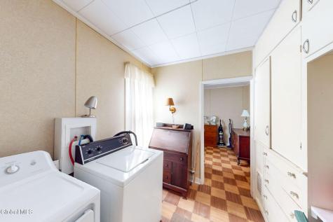 31 W 11th Avenue Gloversville NY 12078