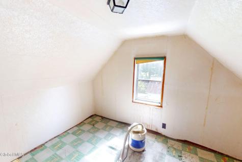 31 W 11th Avenue Gloversville NY 12078
