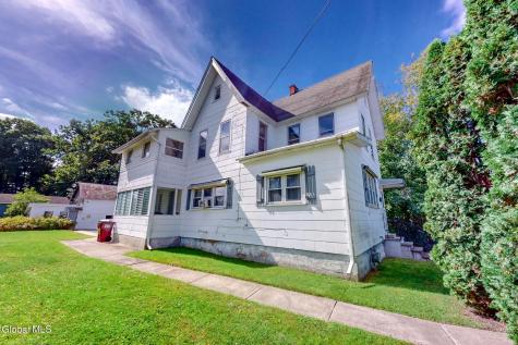 31 W 11th Avenue Gloversville NY 12078
