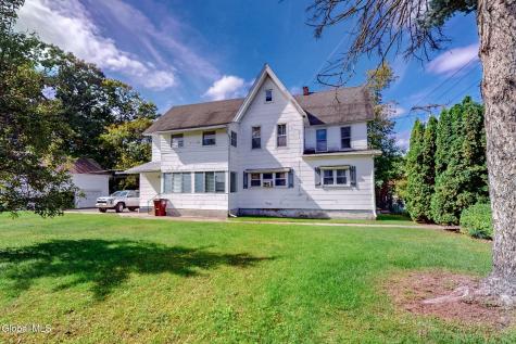 31 W 11th Avenue Gloversville NY 12078