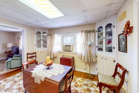 31 W 11th Avenue Gloversville NY 12078
