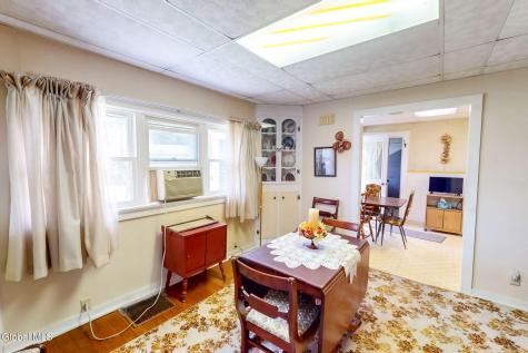 31 W 11th Avenue Gloversville NY 12078