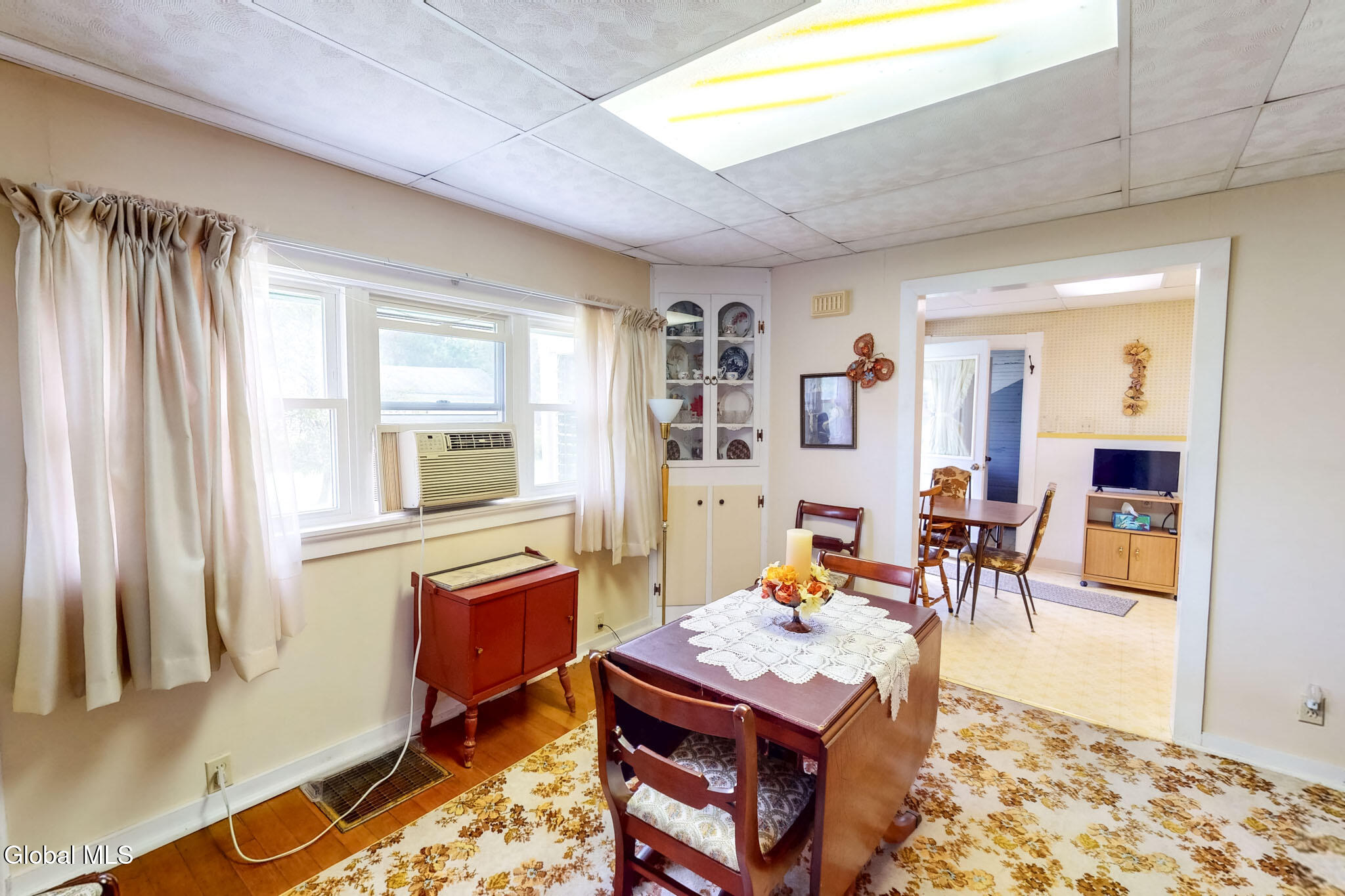 31 W 11th Avenue Gloversville NY 12078