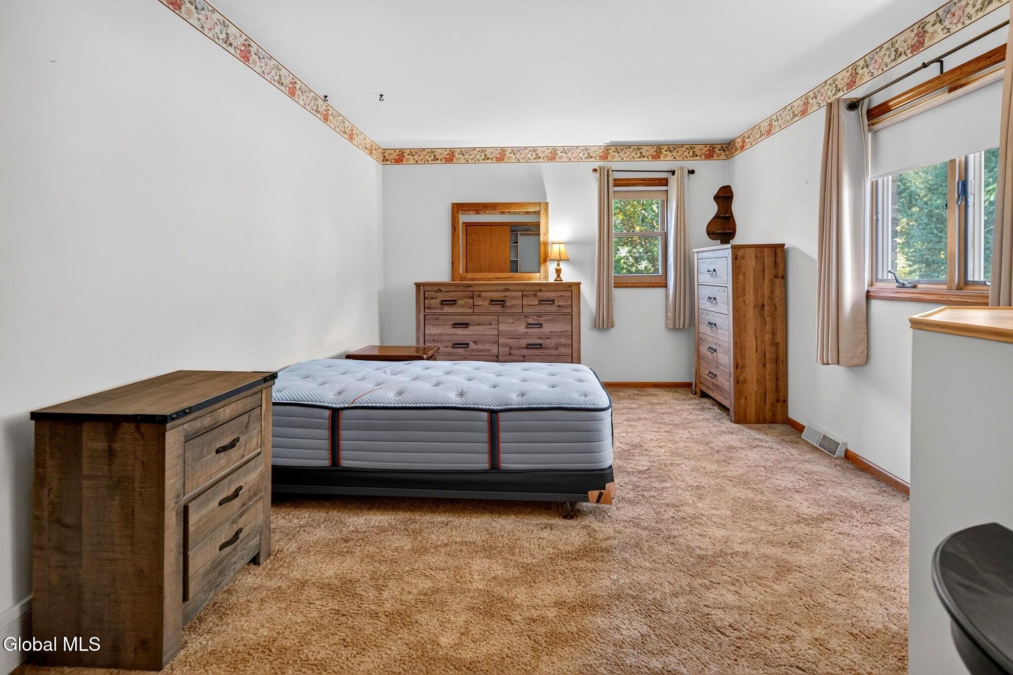 8 Helen Terrace Colonie NY 12211