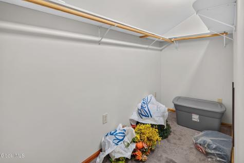 8 Helen Terrace Colonie NY 12211