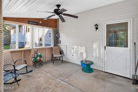 8 Helen Terrace Colonie NY 12211