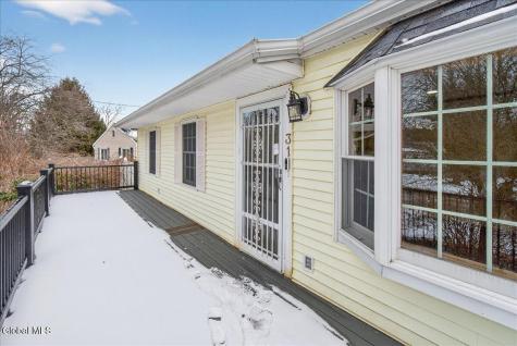 31 Amelia Drive Niskayuna NY 12309