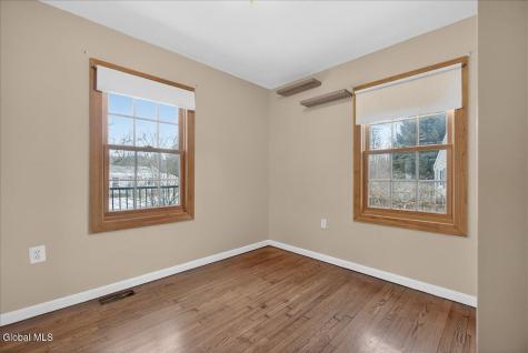 31 Amelia Drive Niskayuna NY 12309