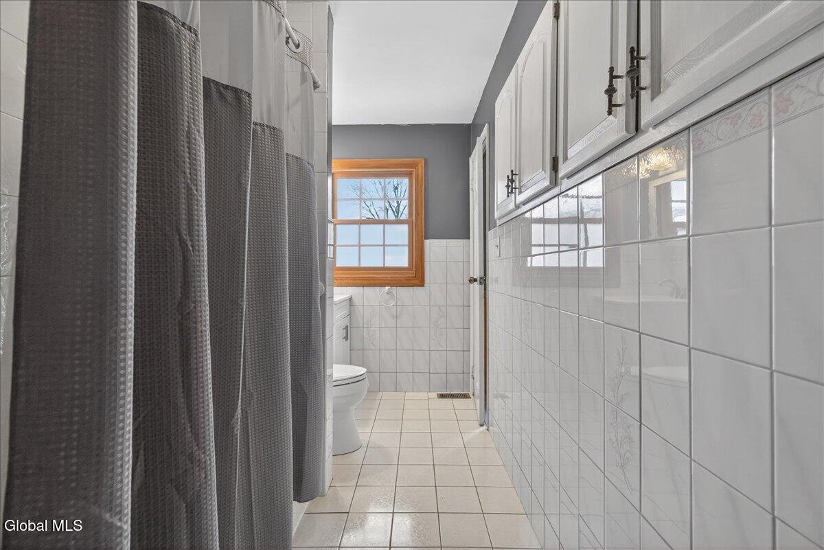 31 Amelia Drive Niskayuna NY 12309