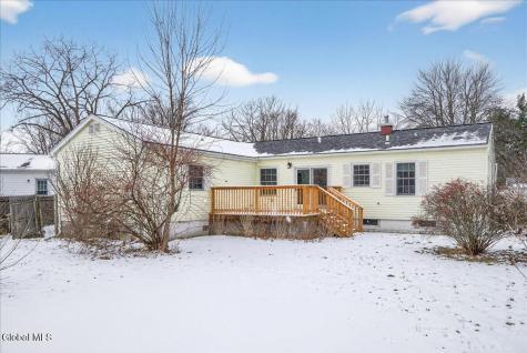 31 Amelia Drive Niskayuna NY 12309