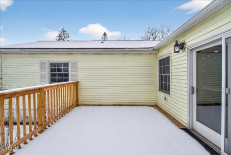 31 Amelia Drive Niskayuna NY 12309