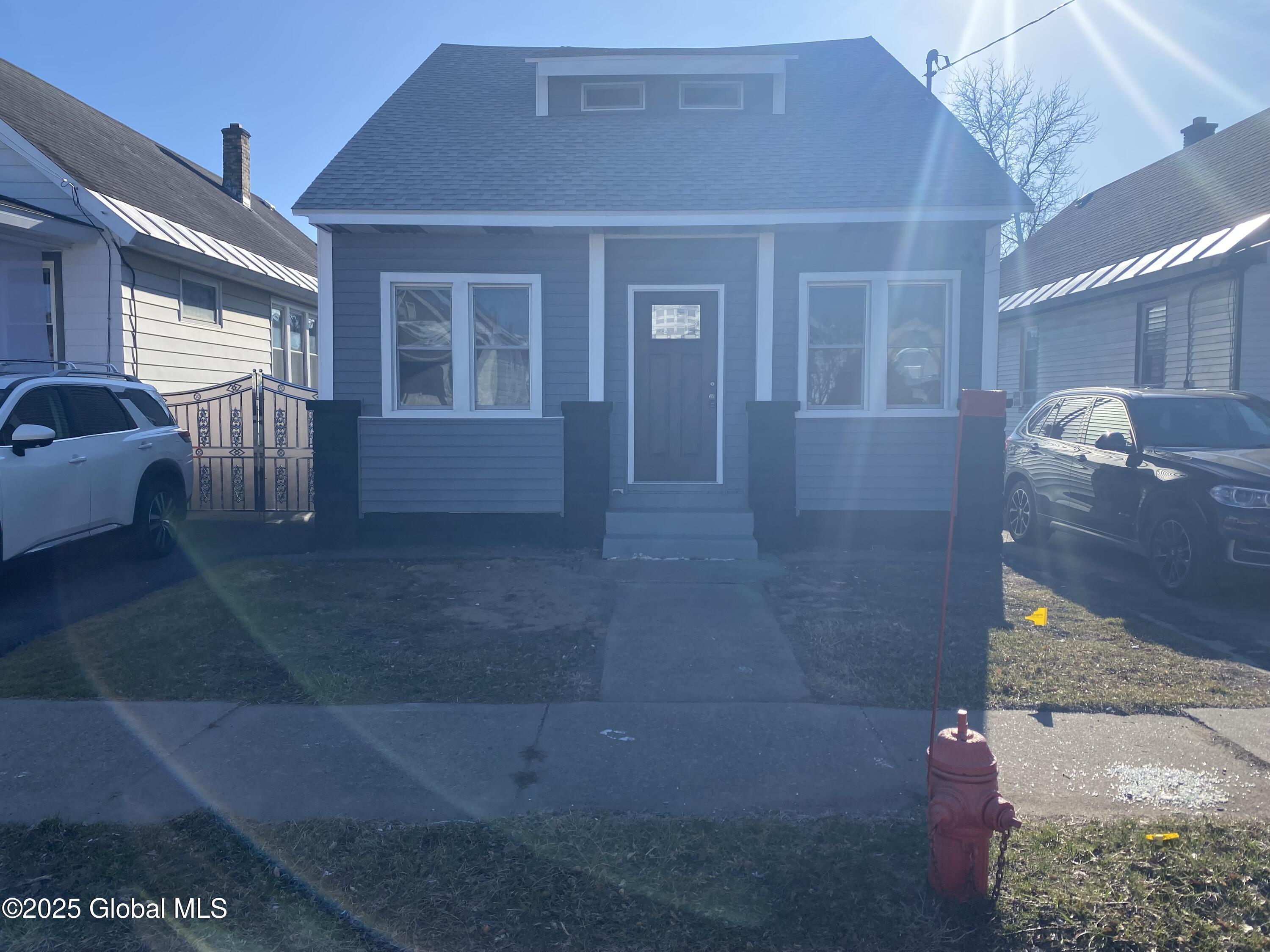 1522 Hawthorne Street Schenectady NY 12303