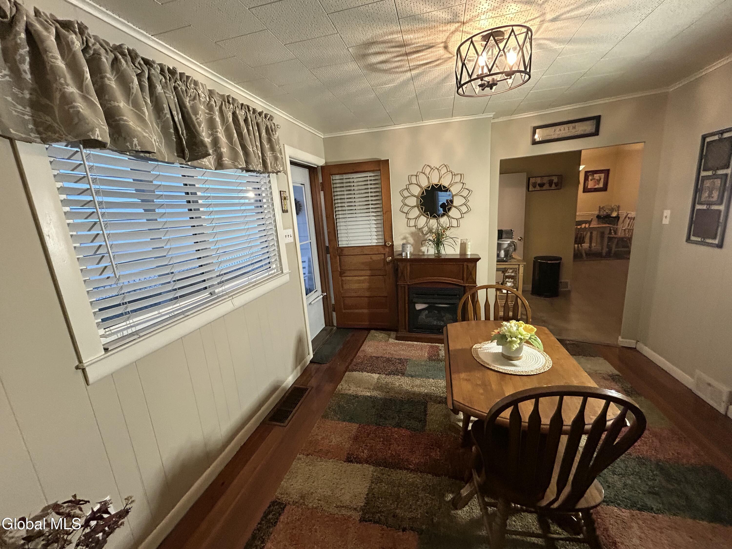 1816 4th Avenue Watervliet NY 12189