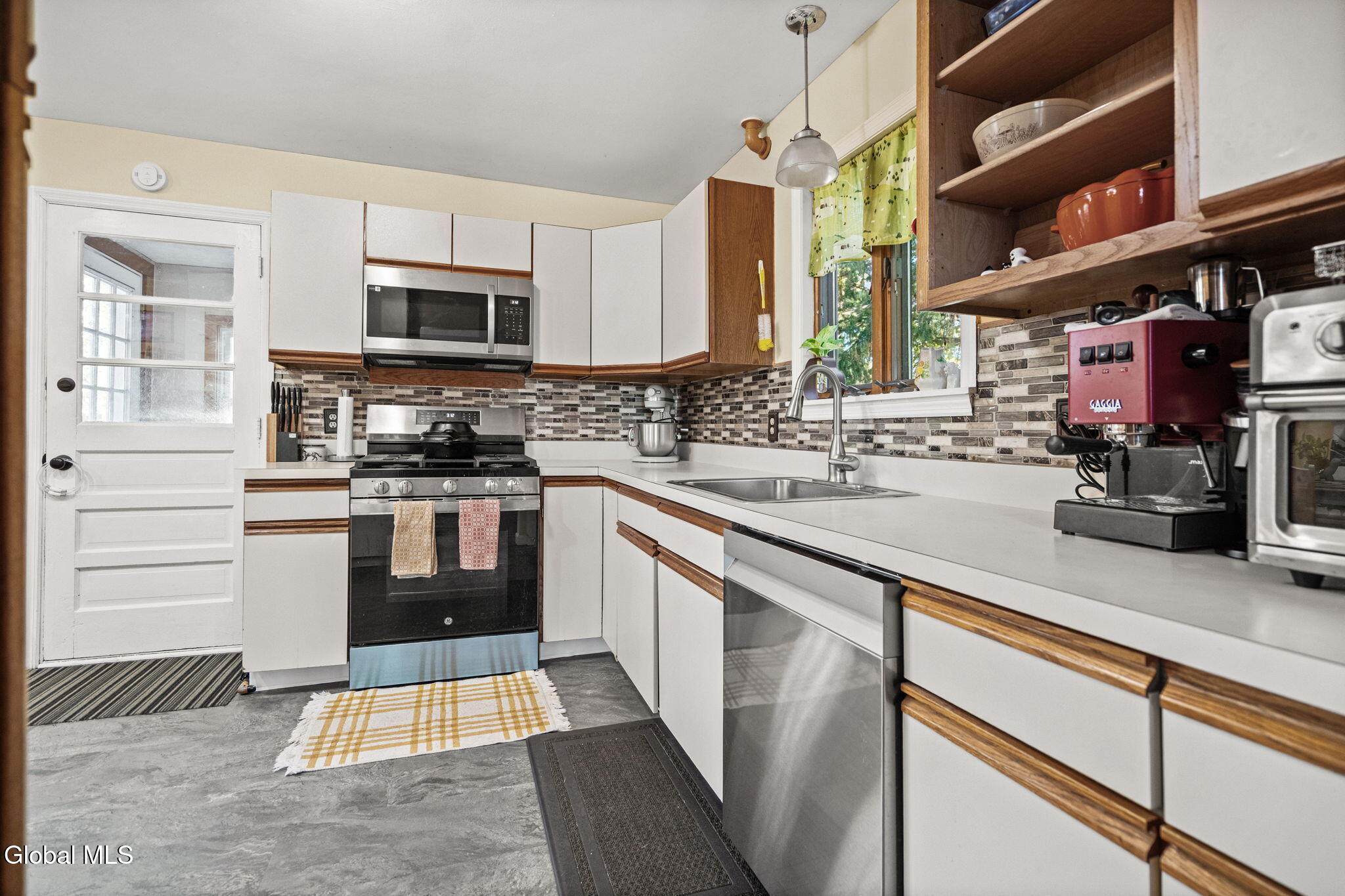 44 Braintree Street Albany NY 12205