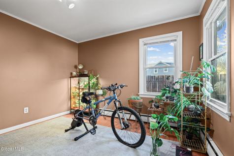 44 Braintree Street Albany NY 12205