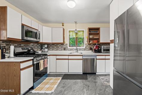 44 Braintree Street Albany NY 12205