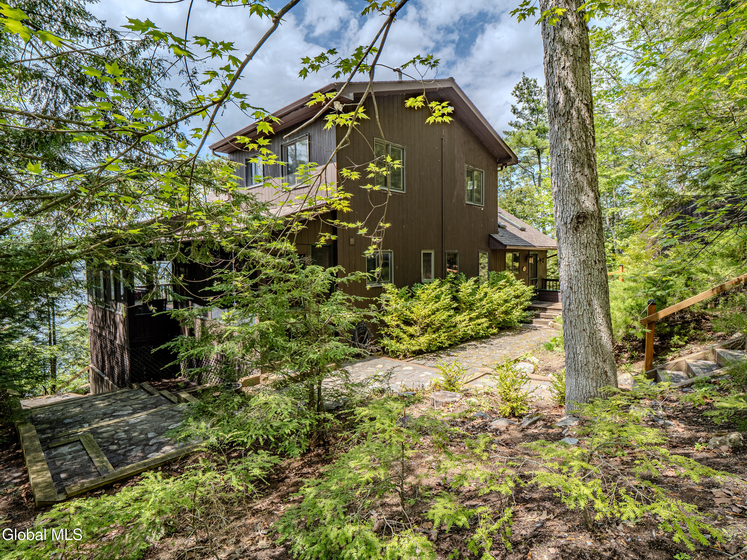 5569 Evergreen Shores Way Putnam Station NY 12861