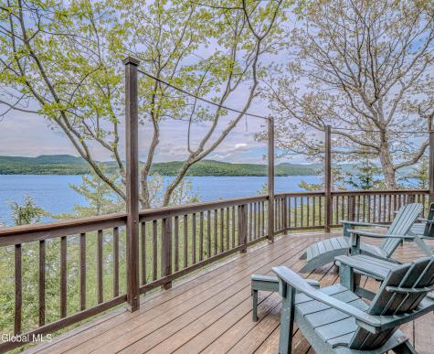 5569 Evergreen Shores Way Putnam Station NY 12861