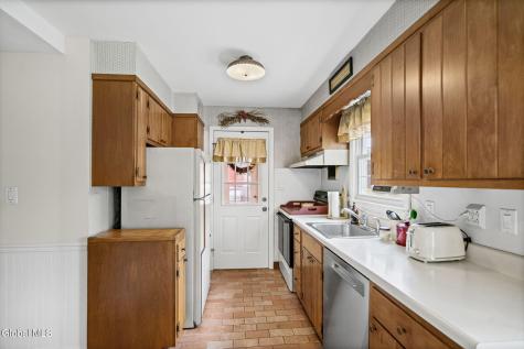 204 Kenwood Avenue Delmar NY 12054