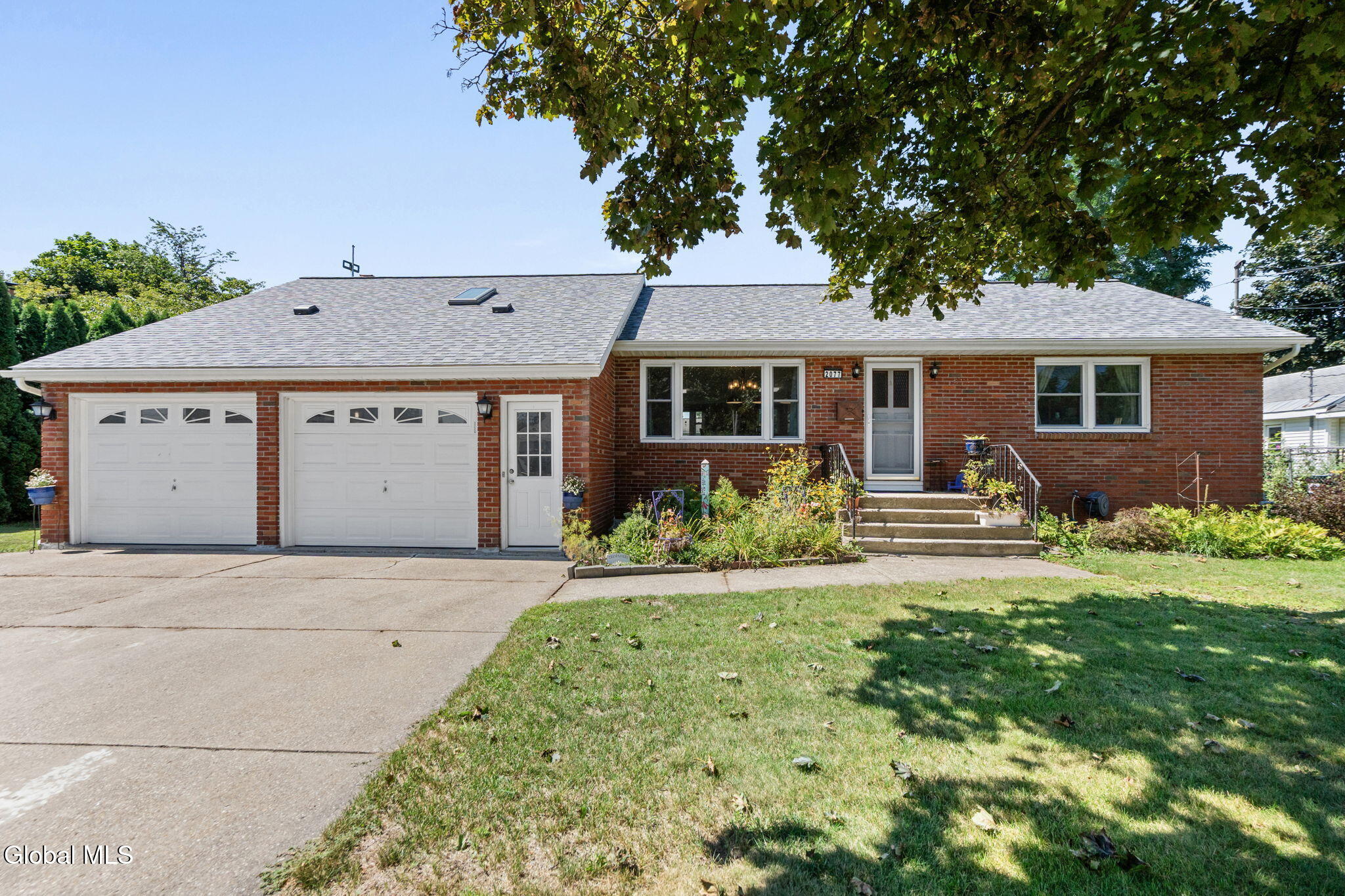 2077 Amsterdam Avenue Schenectady NY 12303