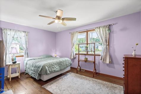 2077 Amsterdam Avenue Schenectady NY 12303