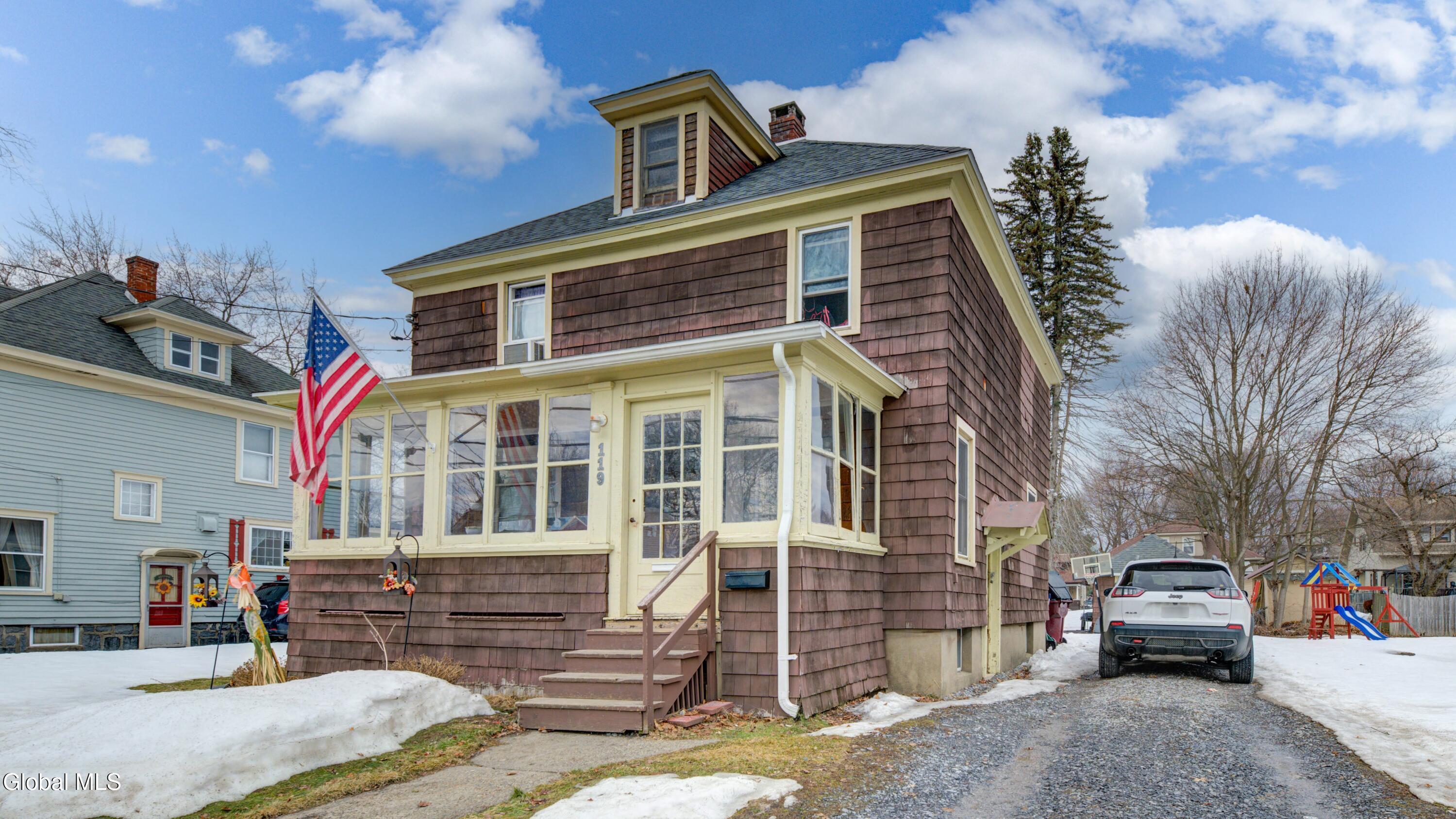 119 5th Avenue Gloversville NY 12078